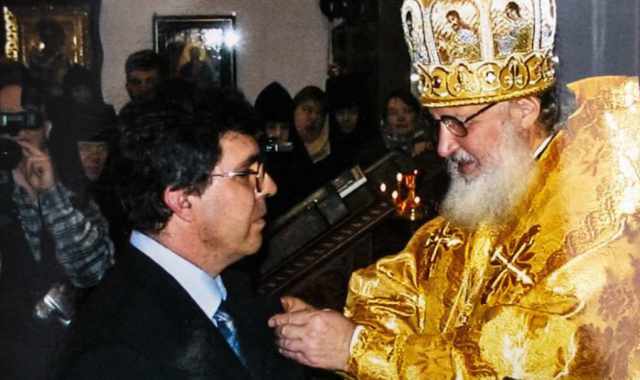 Documenti, foto e cimeli:  il tesoro del barese Nico, nato e cresciuto nella Chiesa Russa